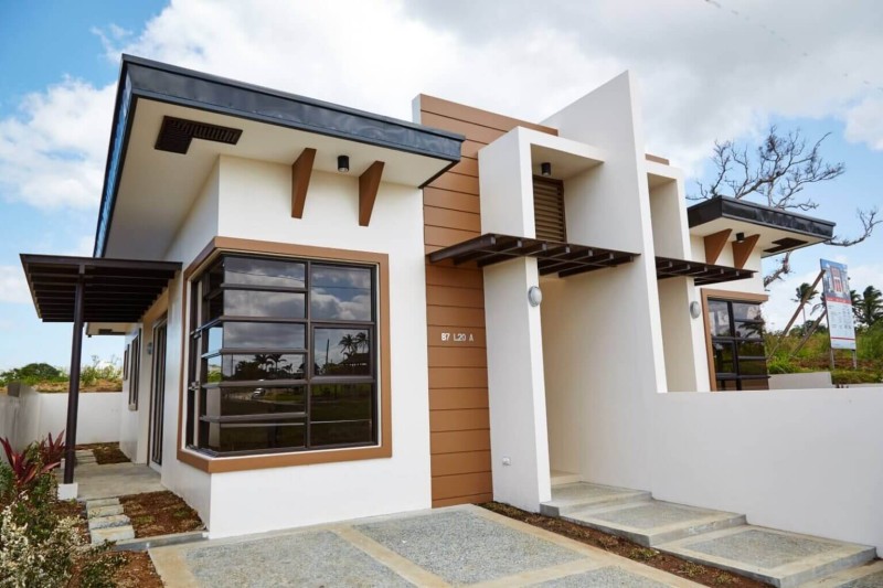 Lilac Twins Interior